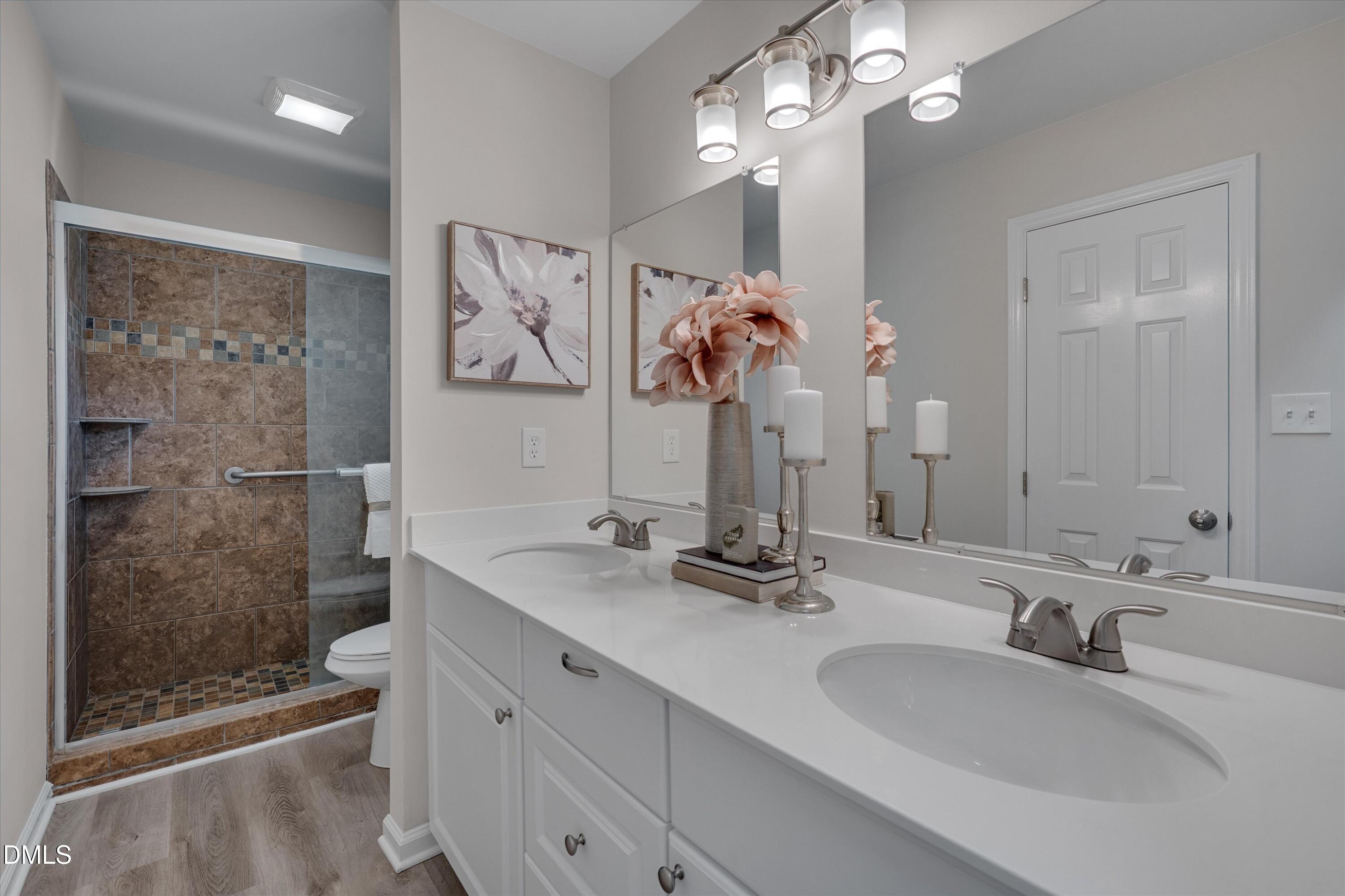 2677 North Shiloh Road Garner, NC 27529 - Photo 6 of 15 Primary Bath