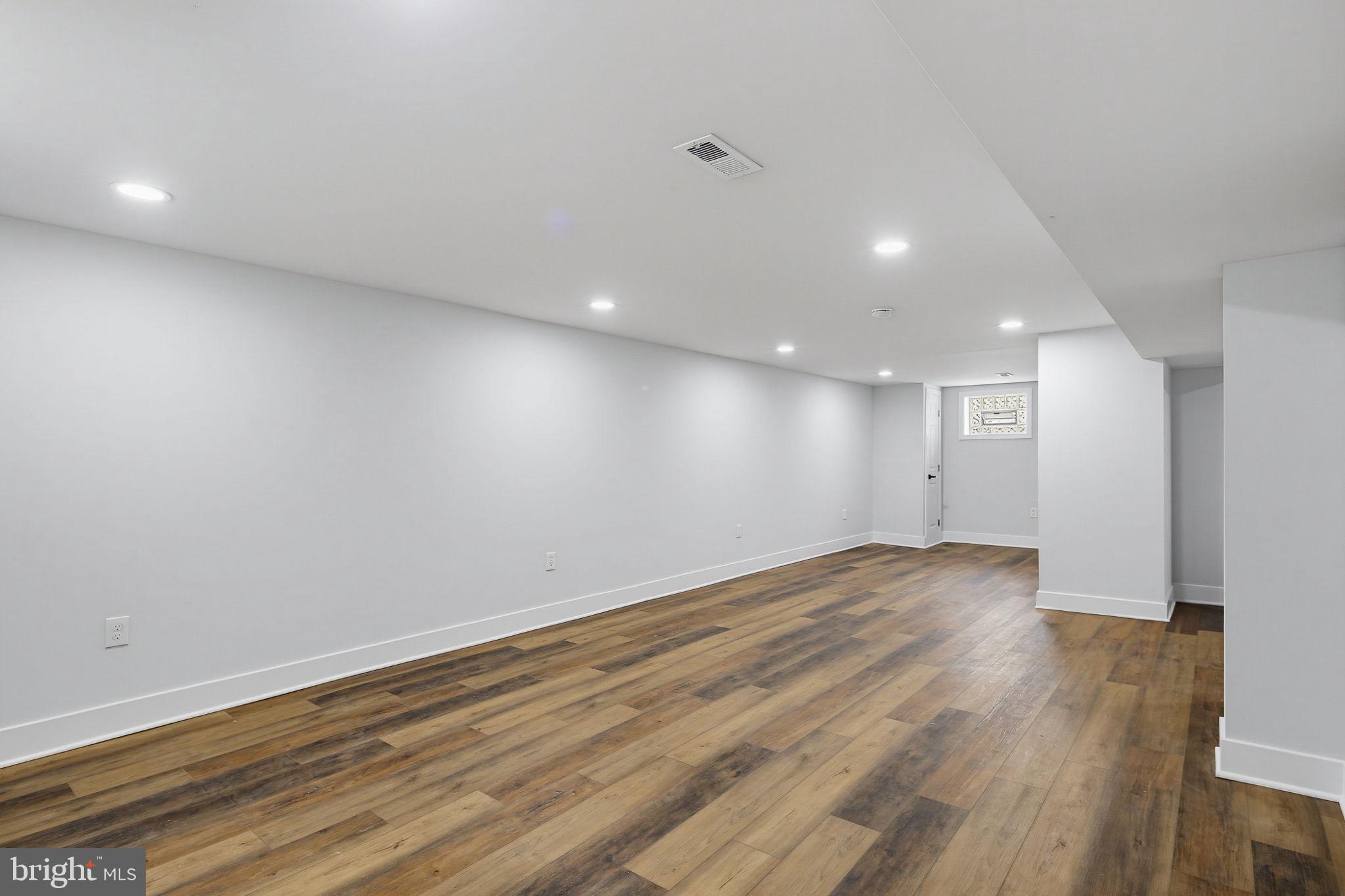 323 3rd Avenue Baltimore, MD 21227 - Photo 26 of 37