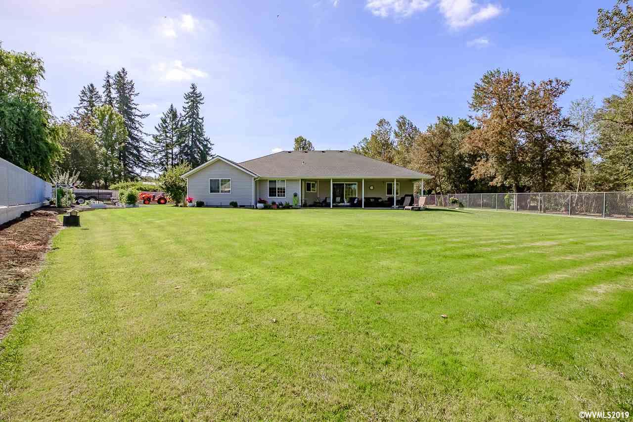 2595 Northwest Gibson Hill Road Albany, OR 97321 - Photo 31 of 41