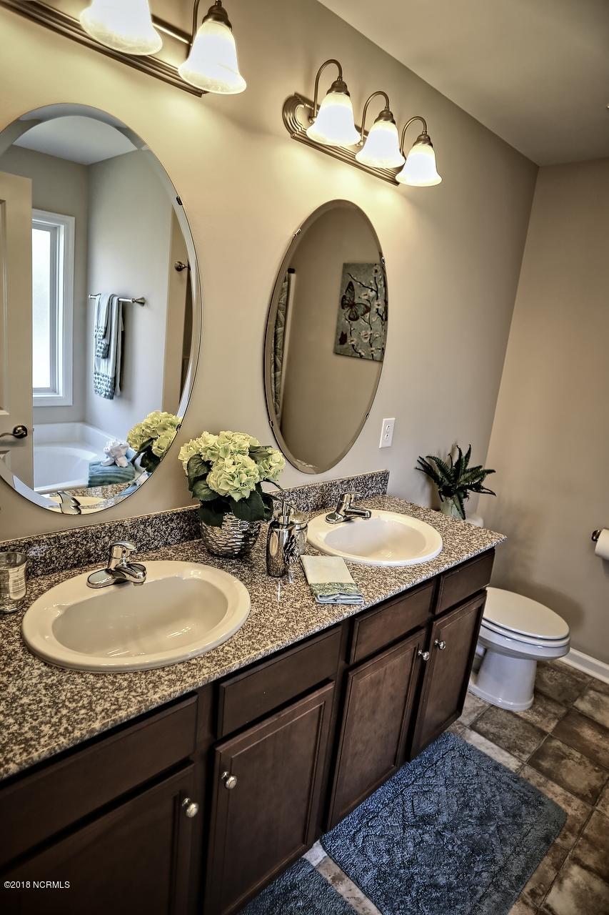 323 Station House Road New Bern, NC 28562 - Photo 8 of 10 - Photo of Similar Construction