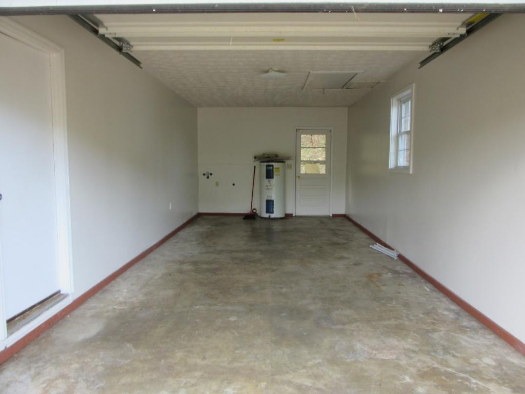 367 Jenkins Hollow Road Elizabethton, TN 37643 - Photo 13 of 13 Photo 13