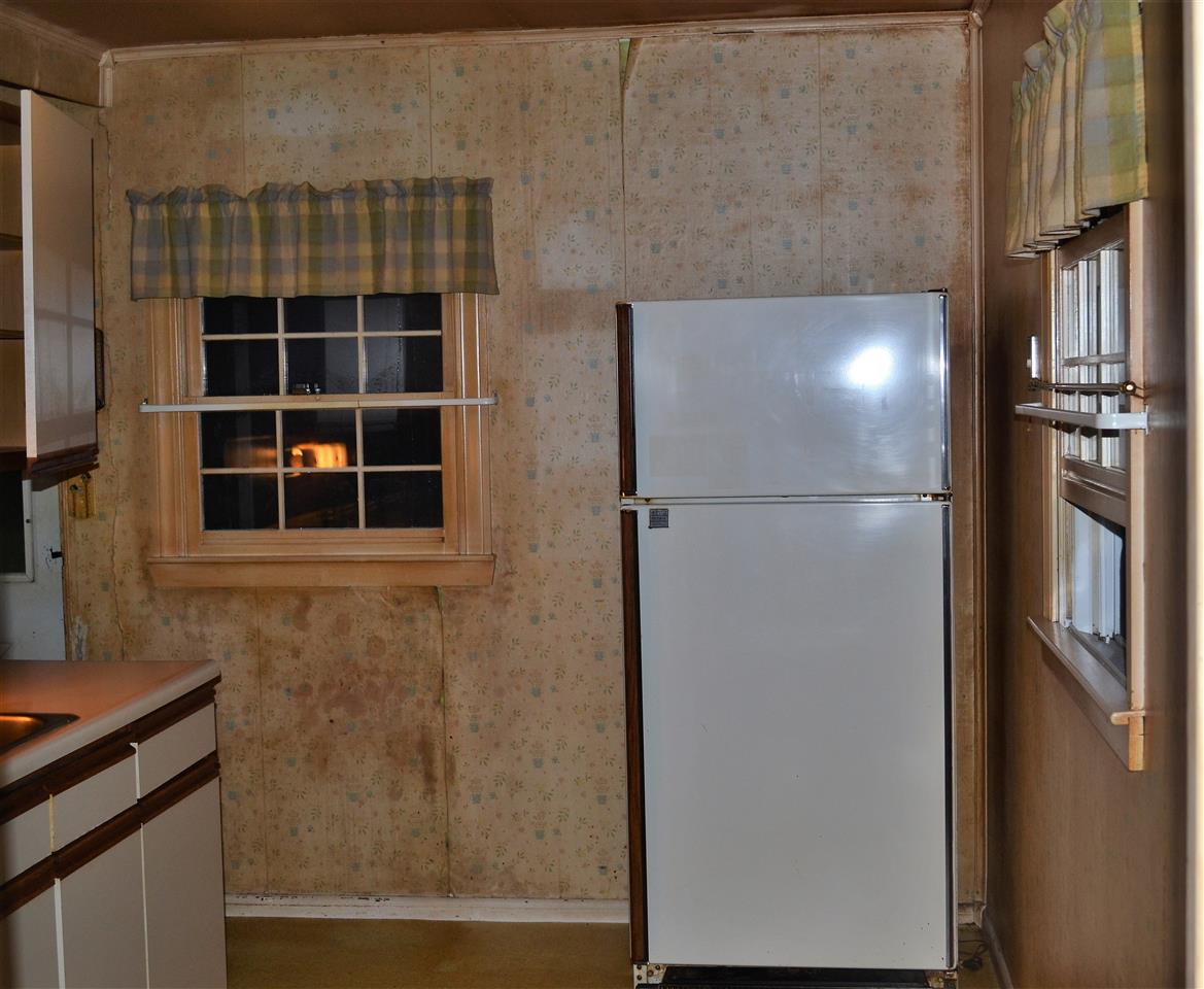 409 Grandview Road Pembroke, NH 03275 - Photo 4 of 7