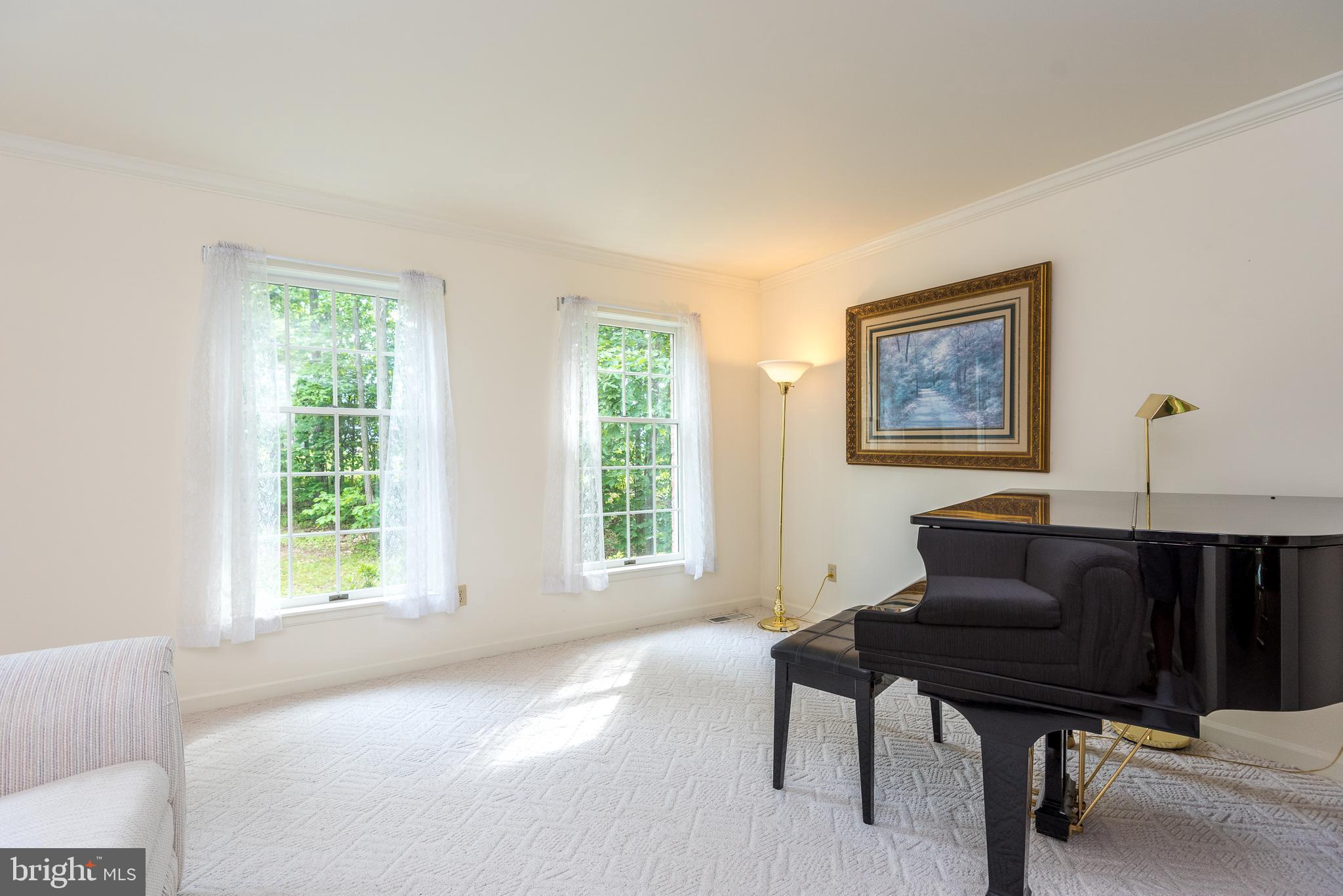 765 Center School Road Perkasie, PA 18944 - Photo 6 of 35 Living Room