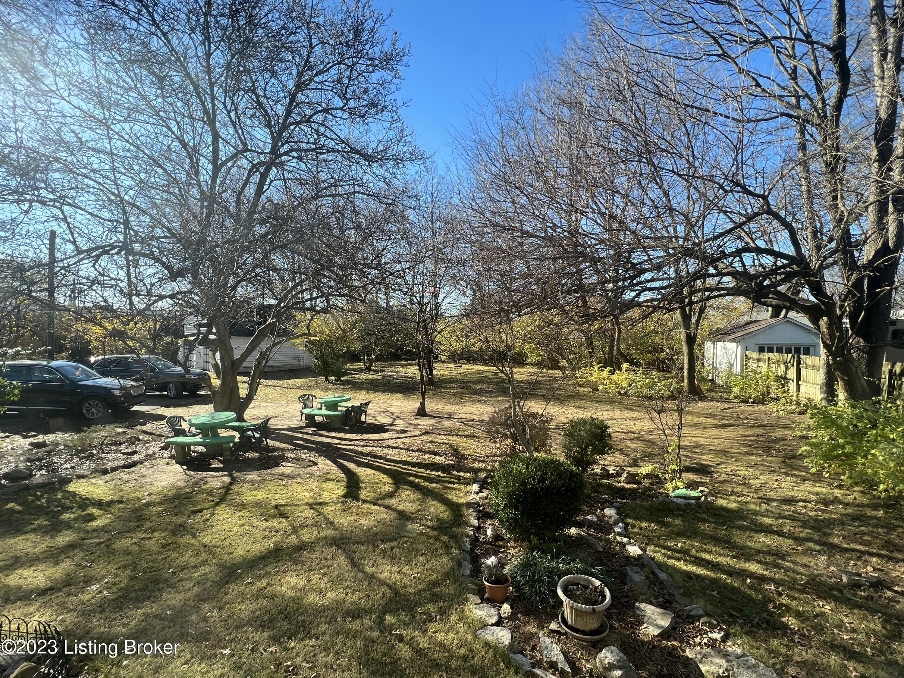 110 Gibson Road Louisville, KY 40207 - Photo 45 of 57 110 Gibson Rd