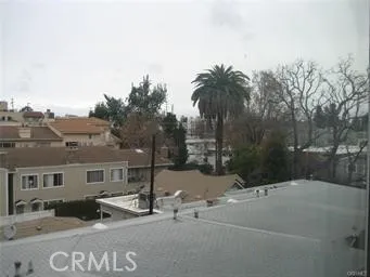 $3,950 | 10878 Bloomfield Street, Unit 404, Toluca Lake, CA 91602