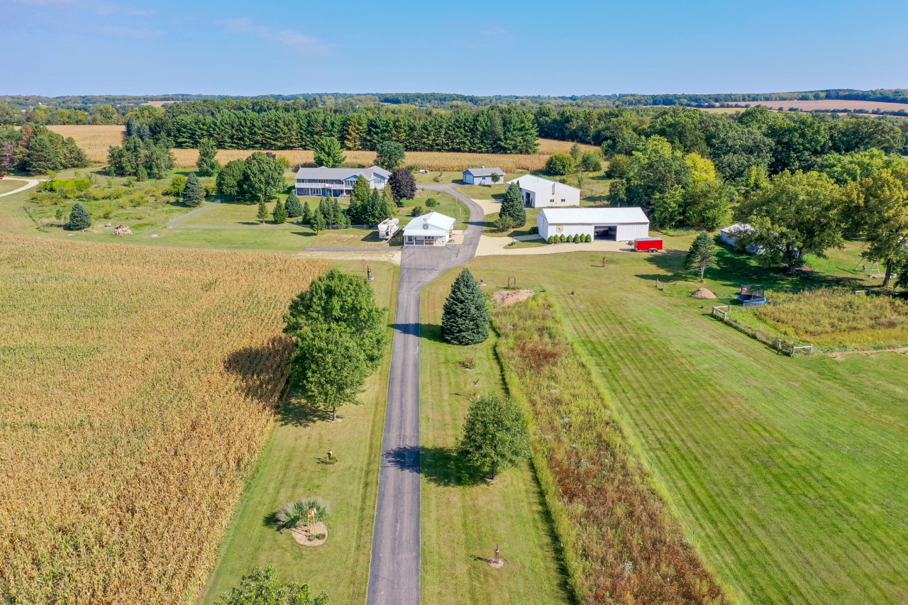 9702 West State Road 81 Beloit, WI 53511 - Photo 4 of 60 Aerial View