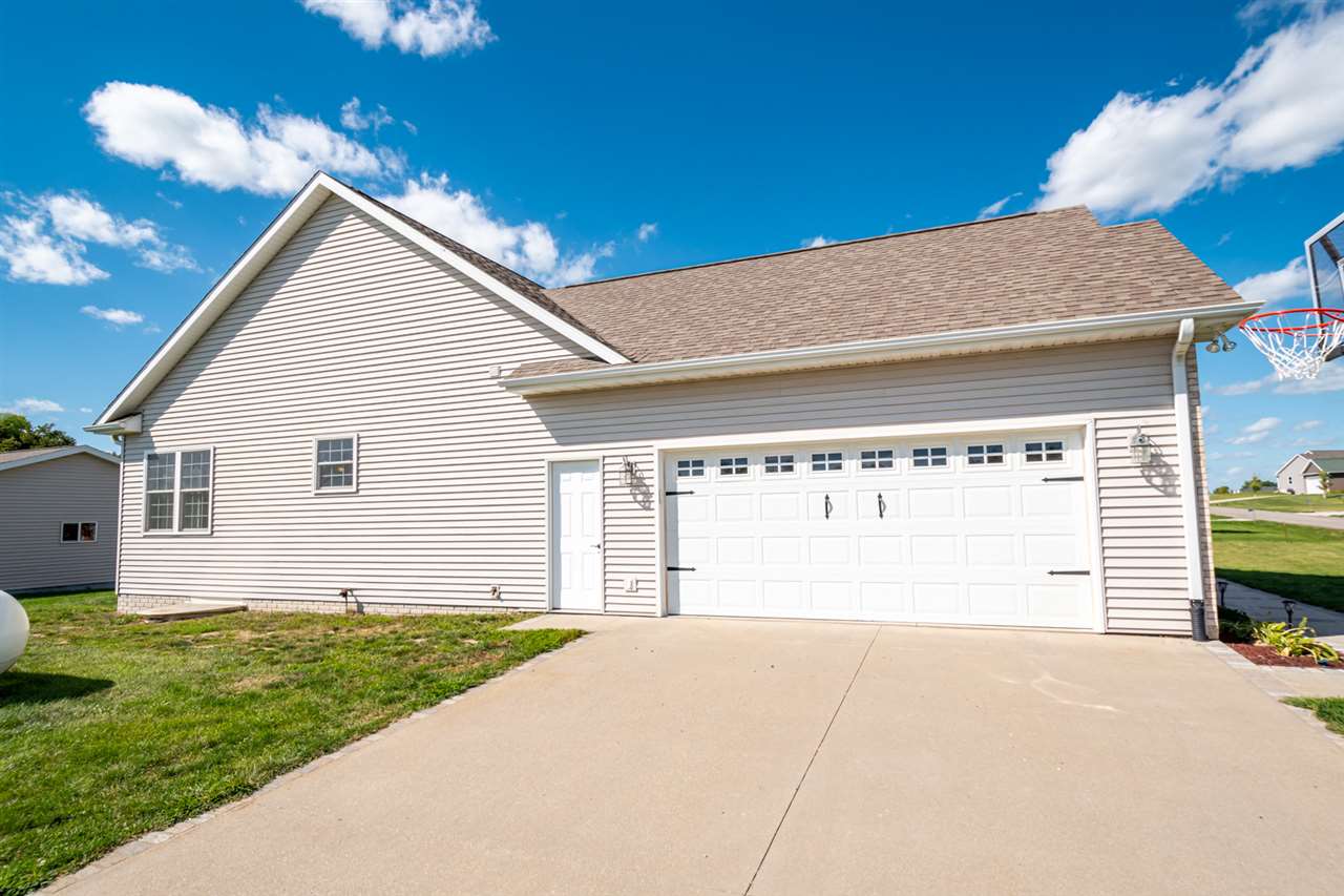 3120 West Point Circle Riverside, IA 52327 - Photo 48 of 48 Gallery Image 48