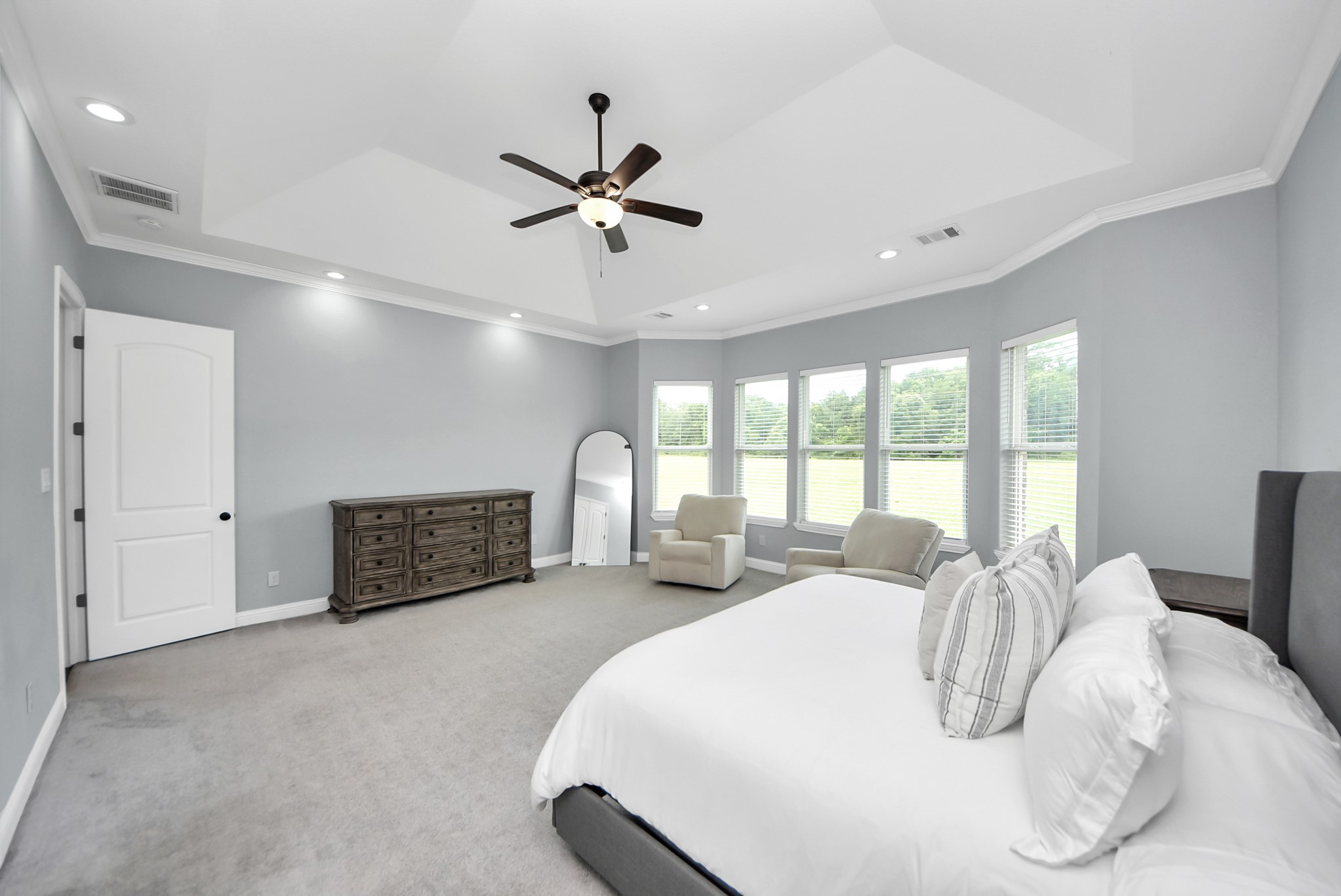 16626 Hamill Drive Rosharon, TX 77583 - Photo 17 of 42 PRIMARY BEDROOM
