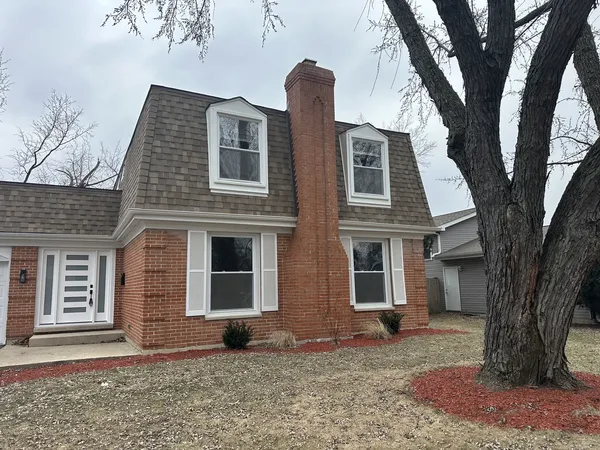 $3,900 | 16 West Bailey Road, Naperville, IL 60565