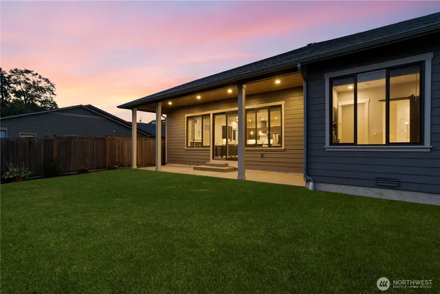 $1,135,000 | 2101 5th Street, Snohomish, WA 98290