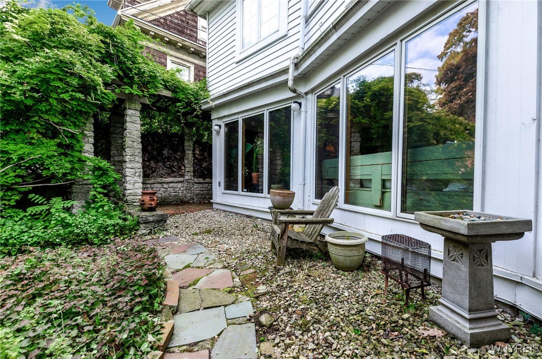 48 Colonial Circle Buffalo, NY 14213 - Photo 48 of 50