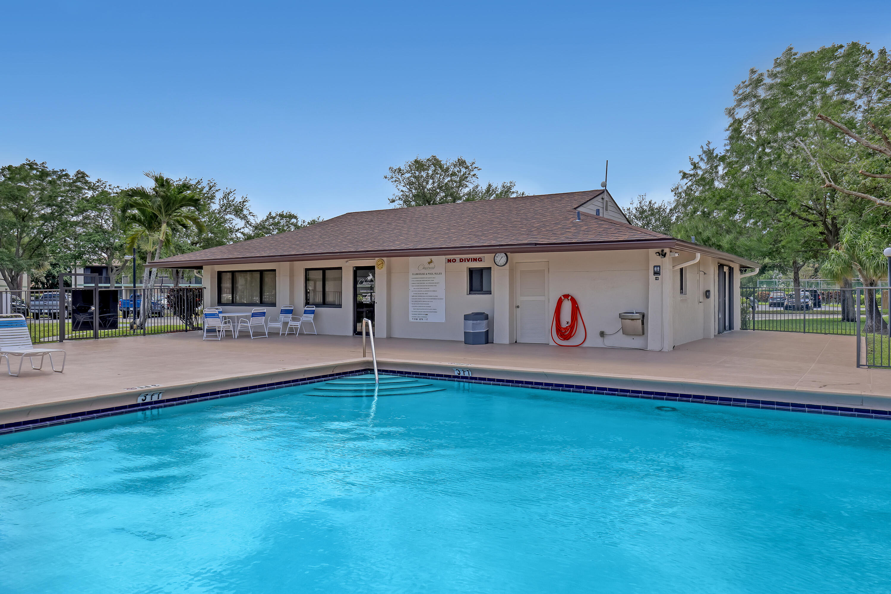 6257 Chasewood Drive, Unit B Jupiter, FL 33458 - Photo 33 of 36 6257 Chasewood #B (34)