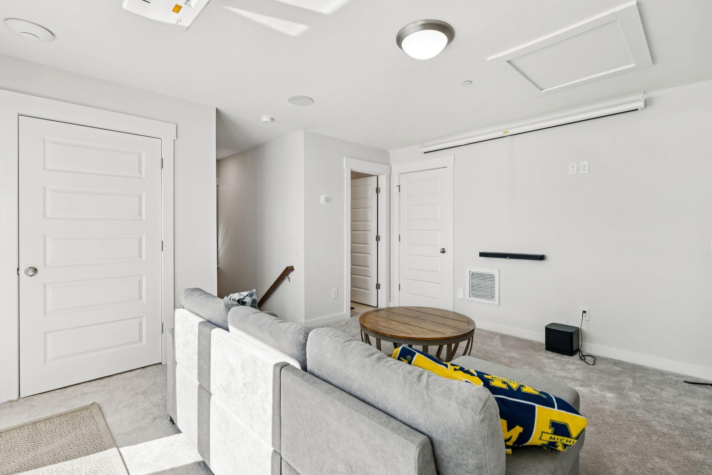 2135 Tides End Road Charleston, SC 29412 - Photo 31 of 47 2135TidesEndRd-KeenEyeMarketing-038