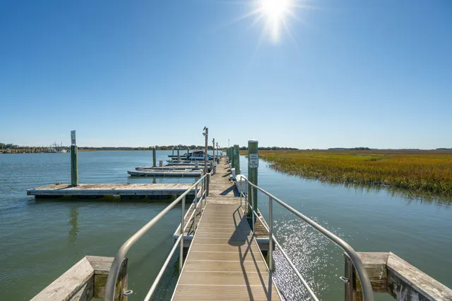$1,100,000 | 2135 Tides End Road, Charleston, SC 29412