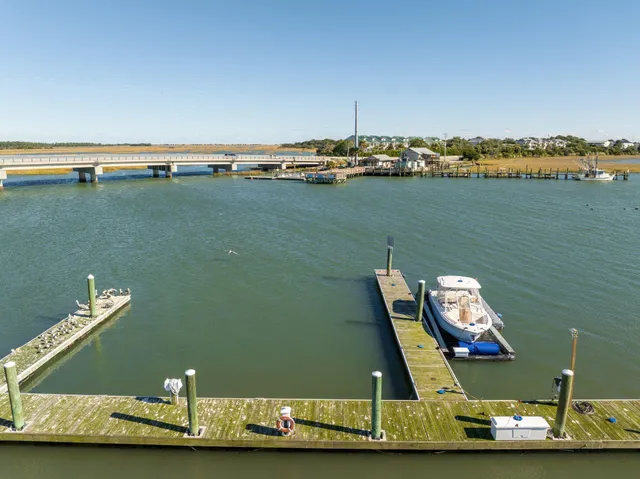 $1,100,000 | 2135 Tides End Road, Charleston, SC 29412