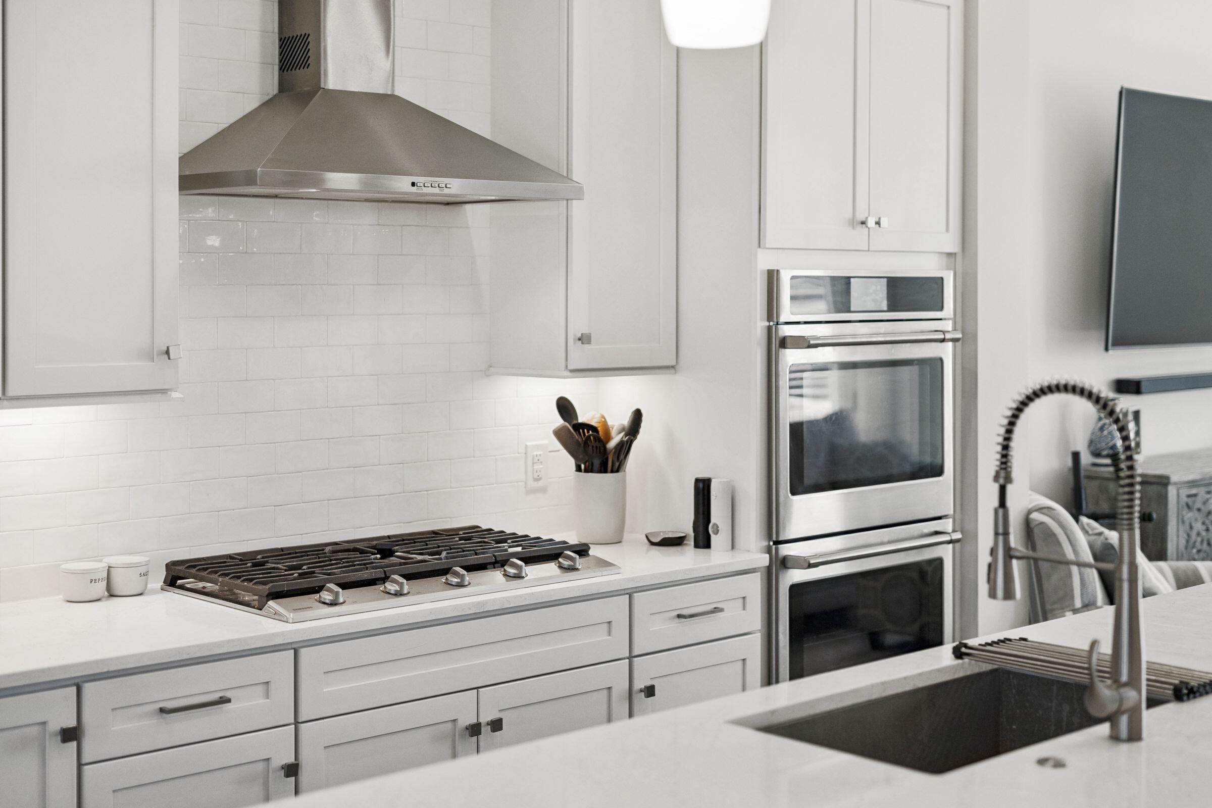 2135 Tides End Road Charleston, SC 29412 - Photo 9 of 47 2135TidesEndRd-KeenEyeMarketing-008