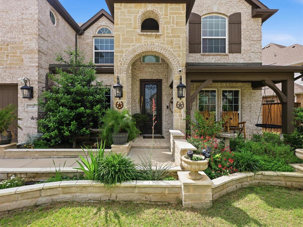 7720 Falcon Ridge Road Denton, TX 76208 - Photo 3 of 39