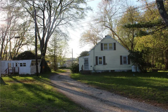 $1,450,000 | 2267 Putnam Pike, Glocester, RI 02814