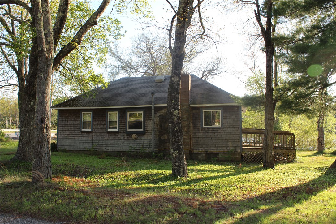 2267 Putnam Pike Glocester, RI 02814 - Photo 7 of 19