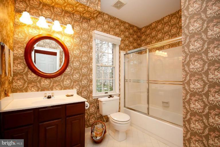 707 Villa Ridge Road Falls Church, VA 22046 - Photo 26 of 30 Bath #1