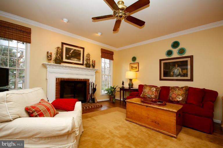 707 Villa Ridge Road Falls Church, VA 22046 - Photo 6 of 30 Family Room #2