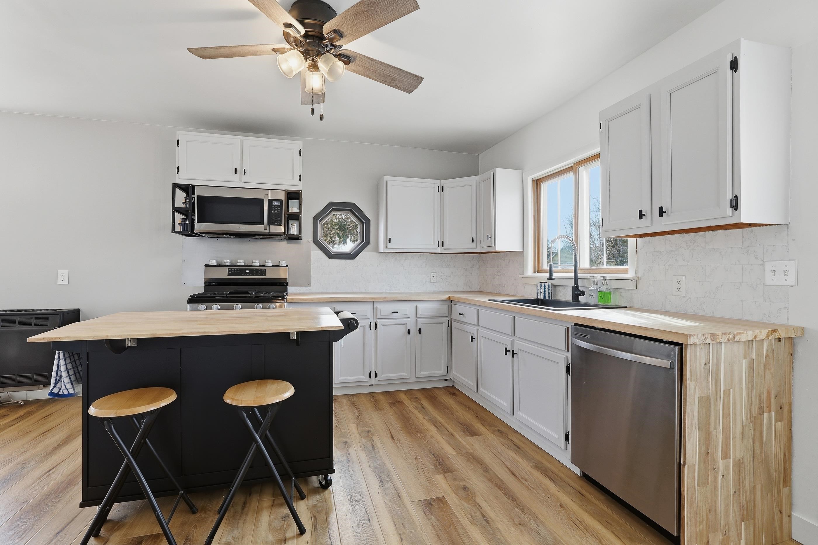 W2482 County Rd H Poy Sippi, WI 54967 - Photo 5 of 51