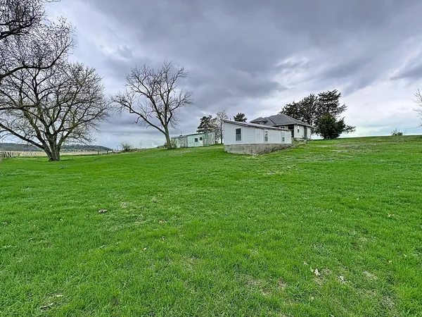 $175,000 | 12694 Meredosia Road, Albany, IL 61230