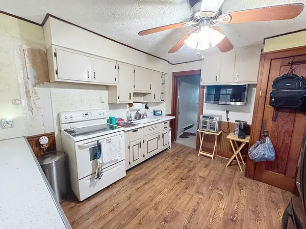 $175,000 | 12694 Meredosia Road, Albany, IL 61230