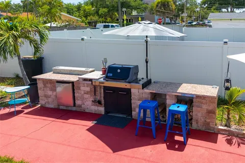 $429,000 | 5760 3rd Avenue North, St. Petersburg, FL 33710