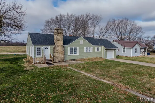 $174,900 | 111 Crescent Drive, Lebanon, MO 65536