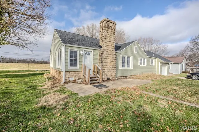 $174,900 | 111 Crescent Drive, Lebanon, MO 65536