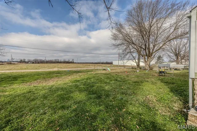 $174,900 | 111 Crescent Drive, Lebanon, MO 65536