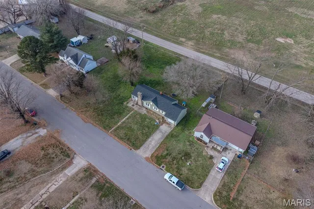 $174,900 | 111 Crescent Drive, Lebanon, MO 65536