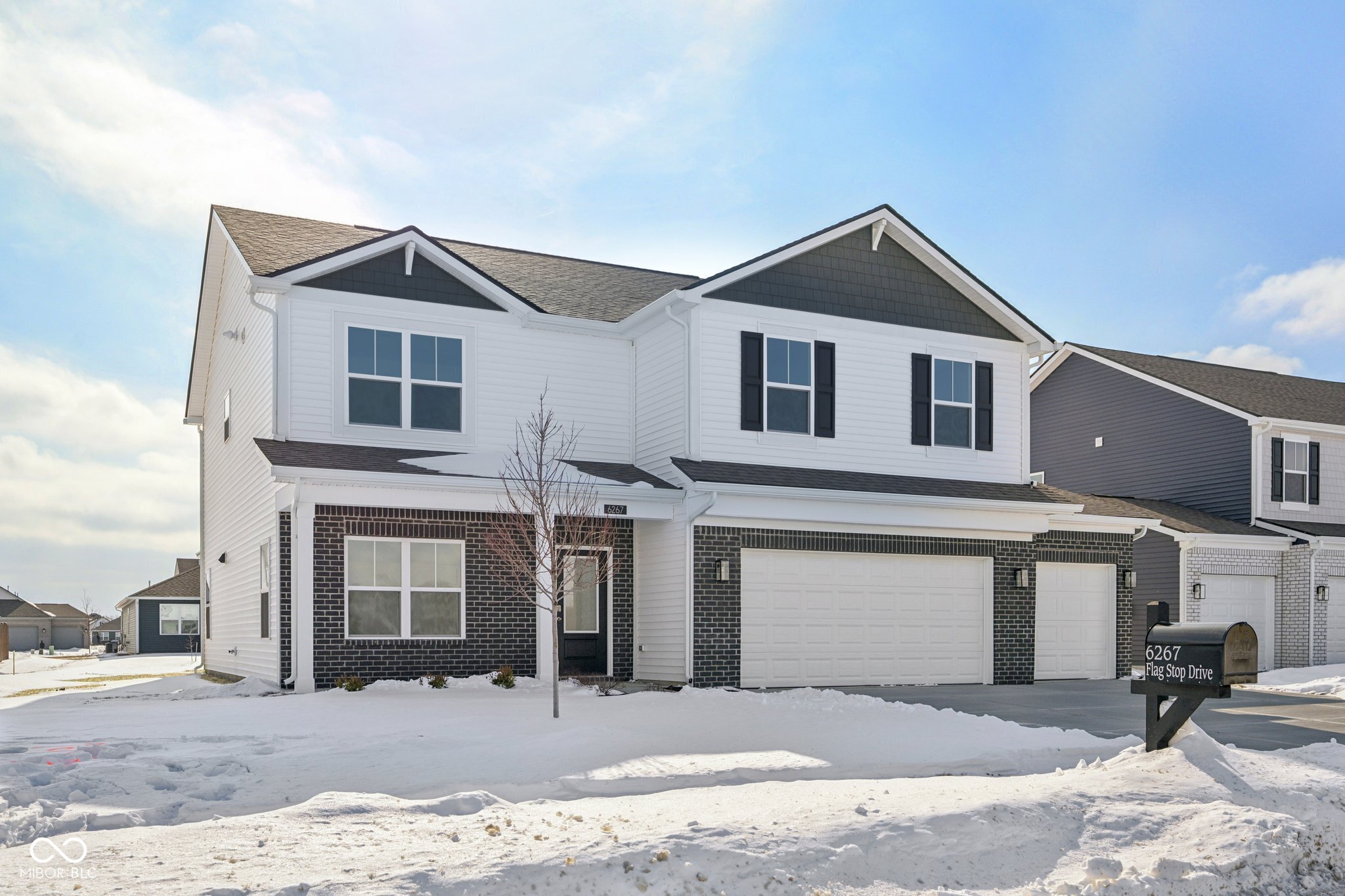 6267 Flag Whitestown, IN 46075 - Photo 2 of 47