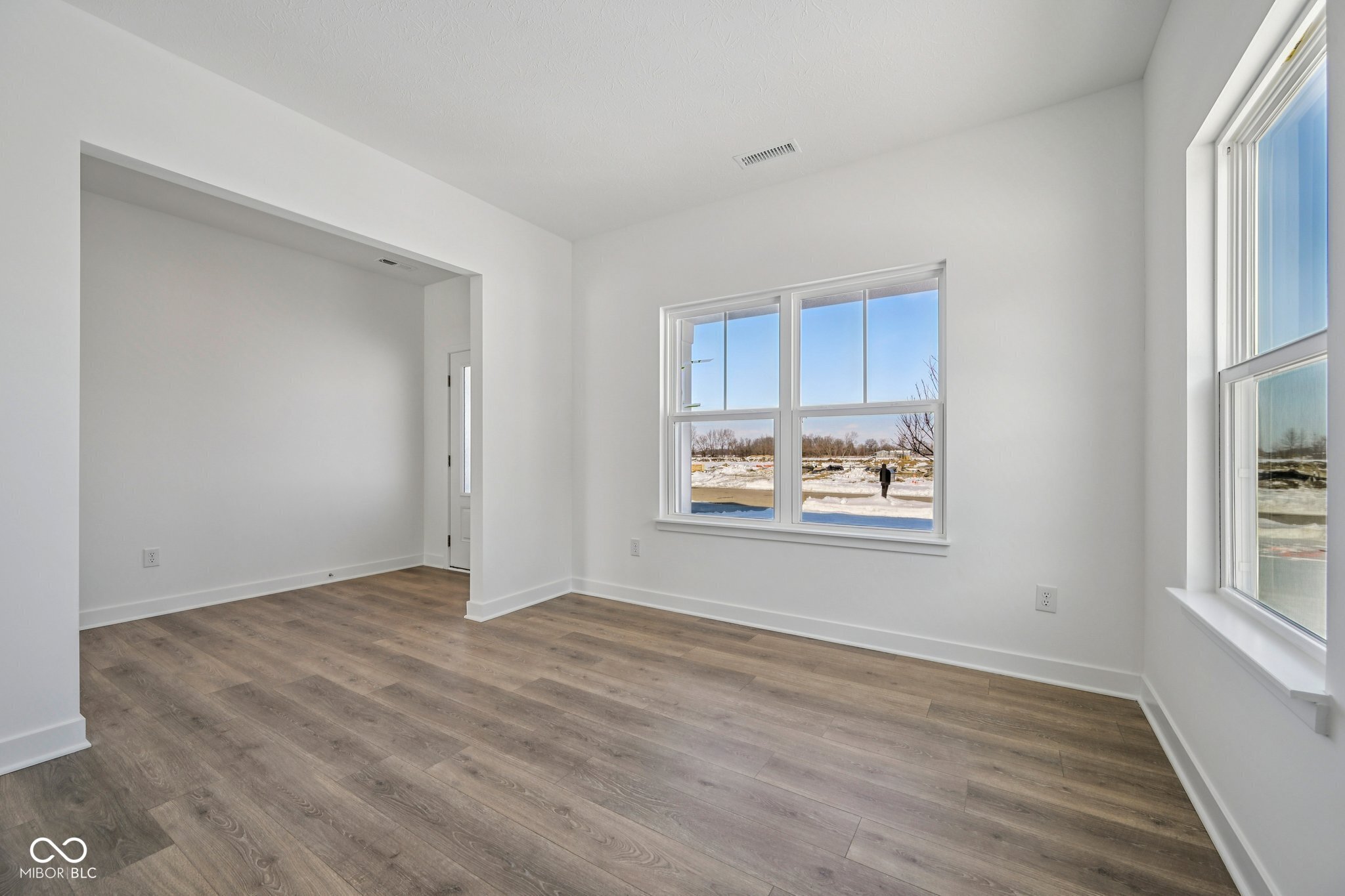 6267 Flag Whitestown, IN 46075 - Photo 5 of 47