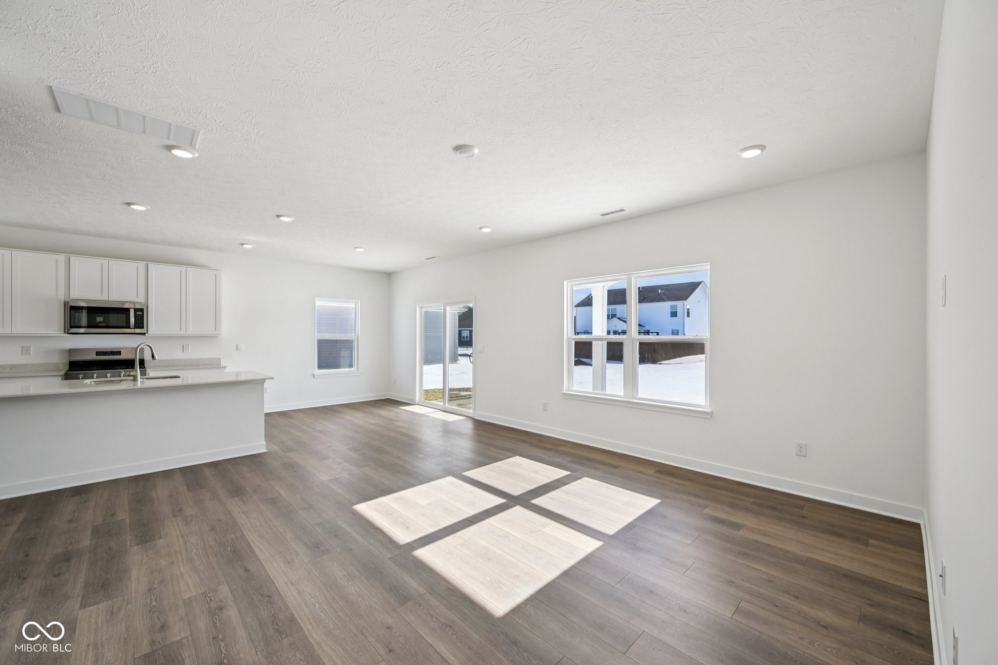 6267 Flag Whitestown, IN 46075 - Photo 9 of 47