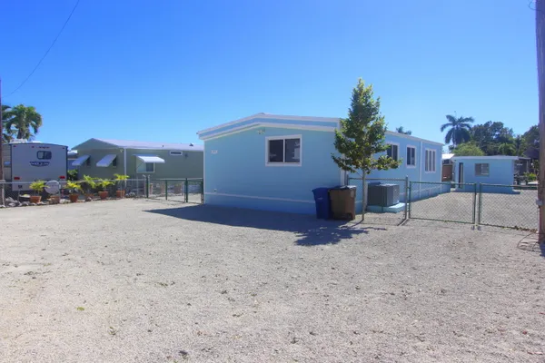 $839,000 | 211 Lance Lane, Key Largo, FL 33037