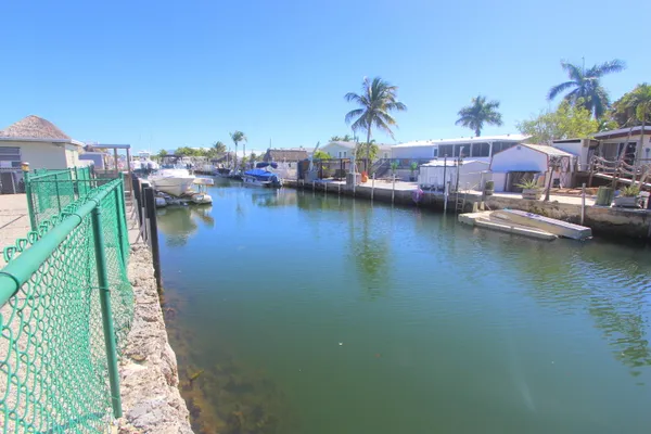 $839,000 | 211 Lance Lane, Key Largo, FL 33037