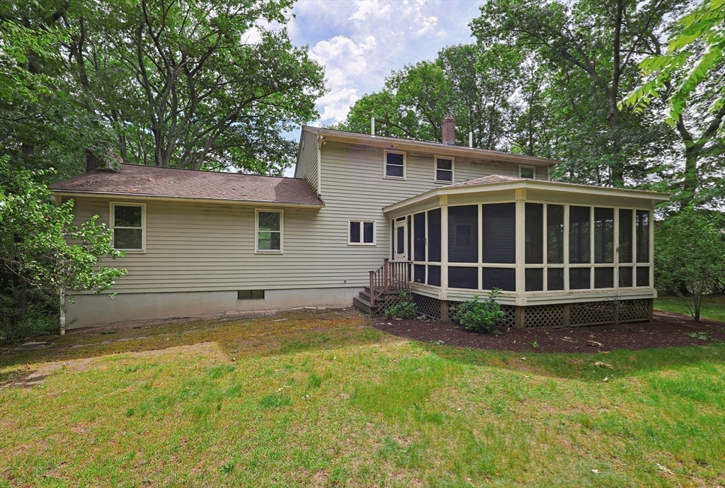 16 Blacksmith Road Cumberland, RI 02864 - Photo 31 of 36