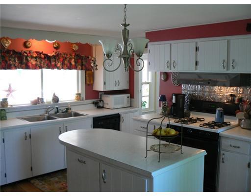 117 Nickerson Hill Road Readfield, ME 04355 - Photo 11 of 25 Kitchen.
