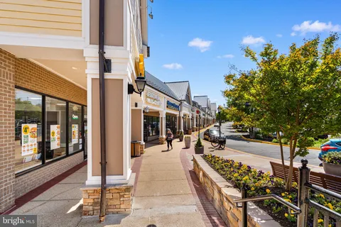 $339,999 | 18284 Windsor Hill Drive, Unit 407A, Olney, MD 20832