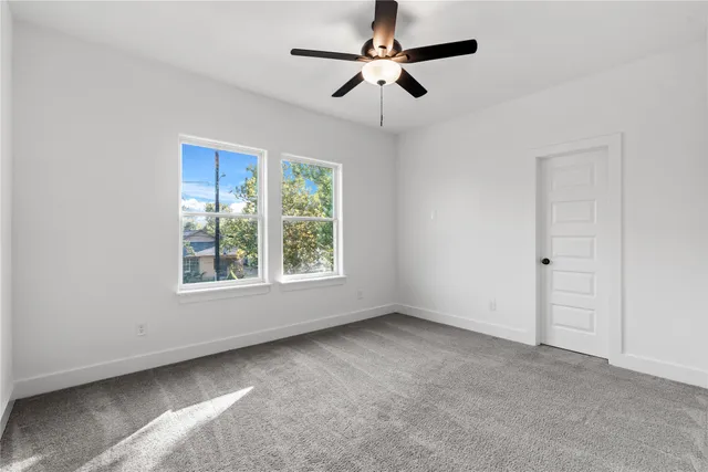 $2,250 | 2213 Lee Street, Houston, TX 77026