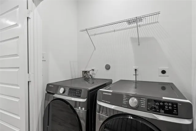 $2,250 | 2213 Lee Street, Houston, TX 77026