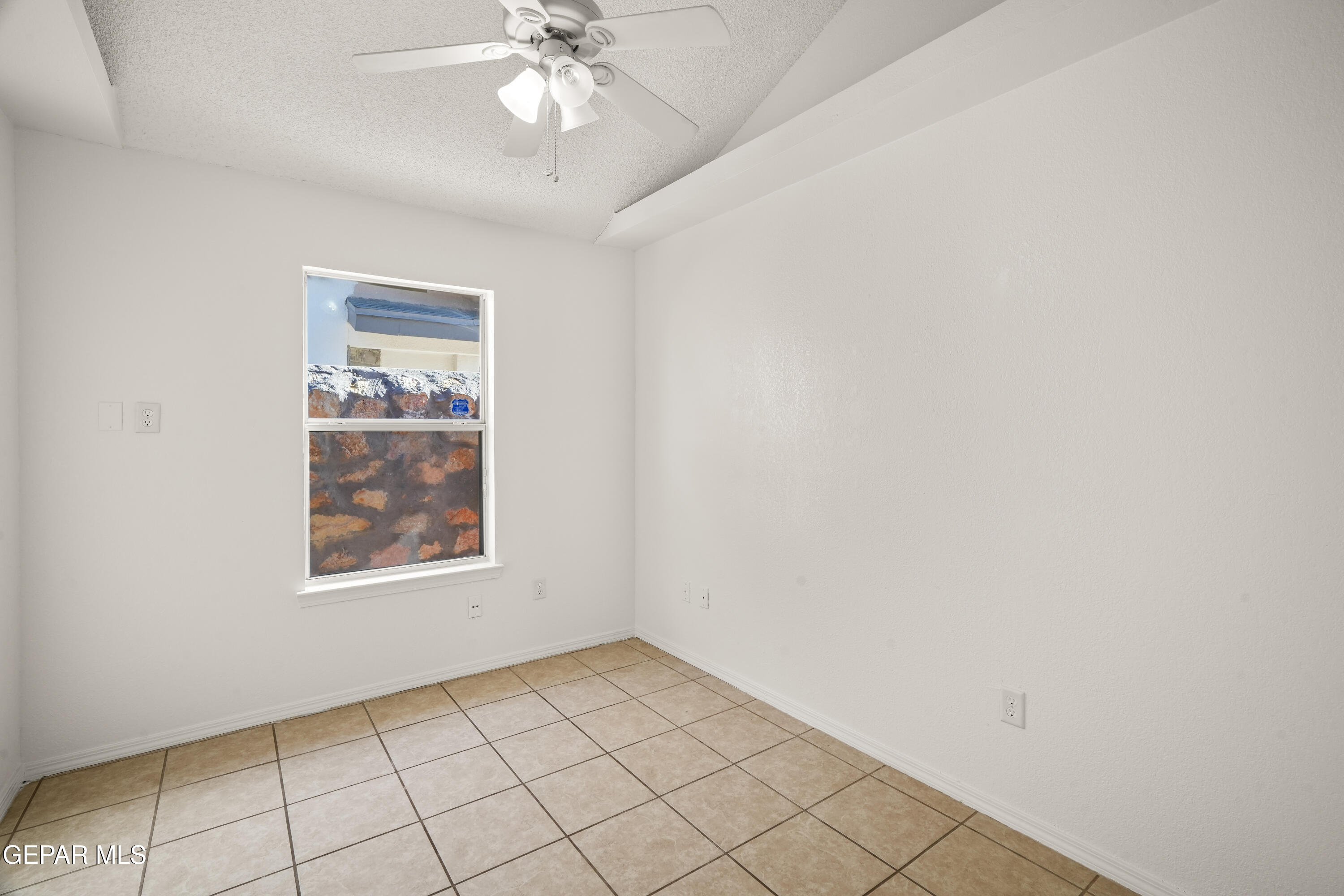 12611 Tierra Norte Road El Paso, TX 79938 - Photo 15 of 43 12611 Tierra Norte Rd-15