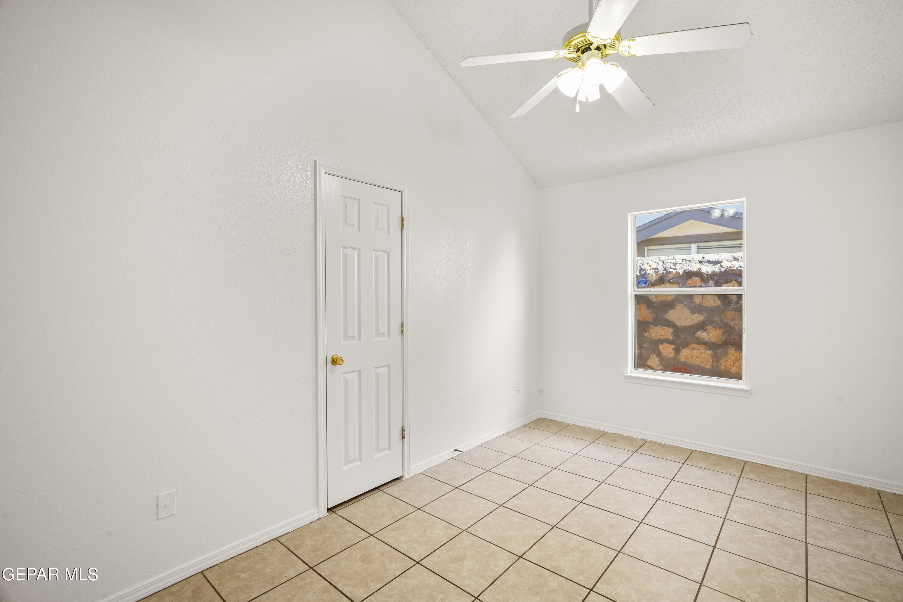 12611 Tierra Norte Road El Paso, TX 79938 - Photo 17 of 43 12611 Tierra Norte Rd-17