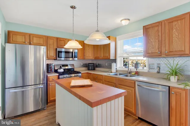 $285,000 | 67 Battens Circle, Leola, PA 17540