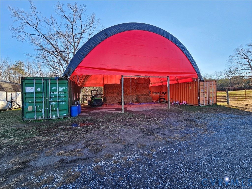 3814 South Constitution Route Dillwyn, VA 23936 - Photo 26 of 42 a view of outdoor space and deck