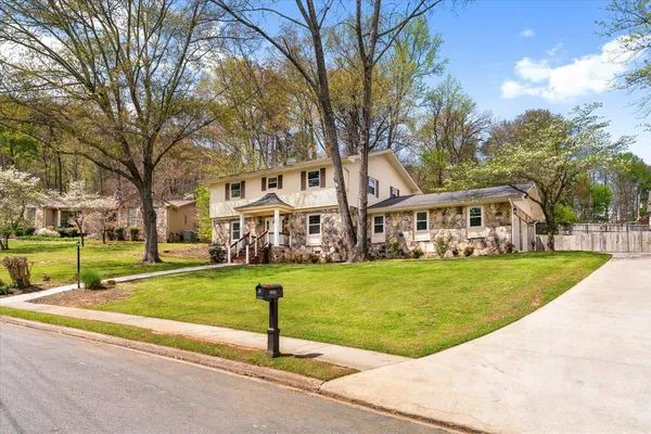 $450,000 | 2239 Rocky Face Circle, Dalton, GA 30720