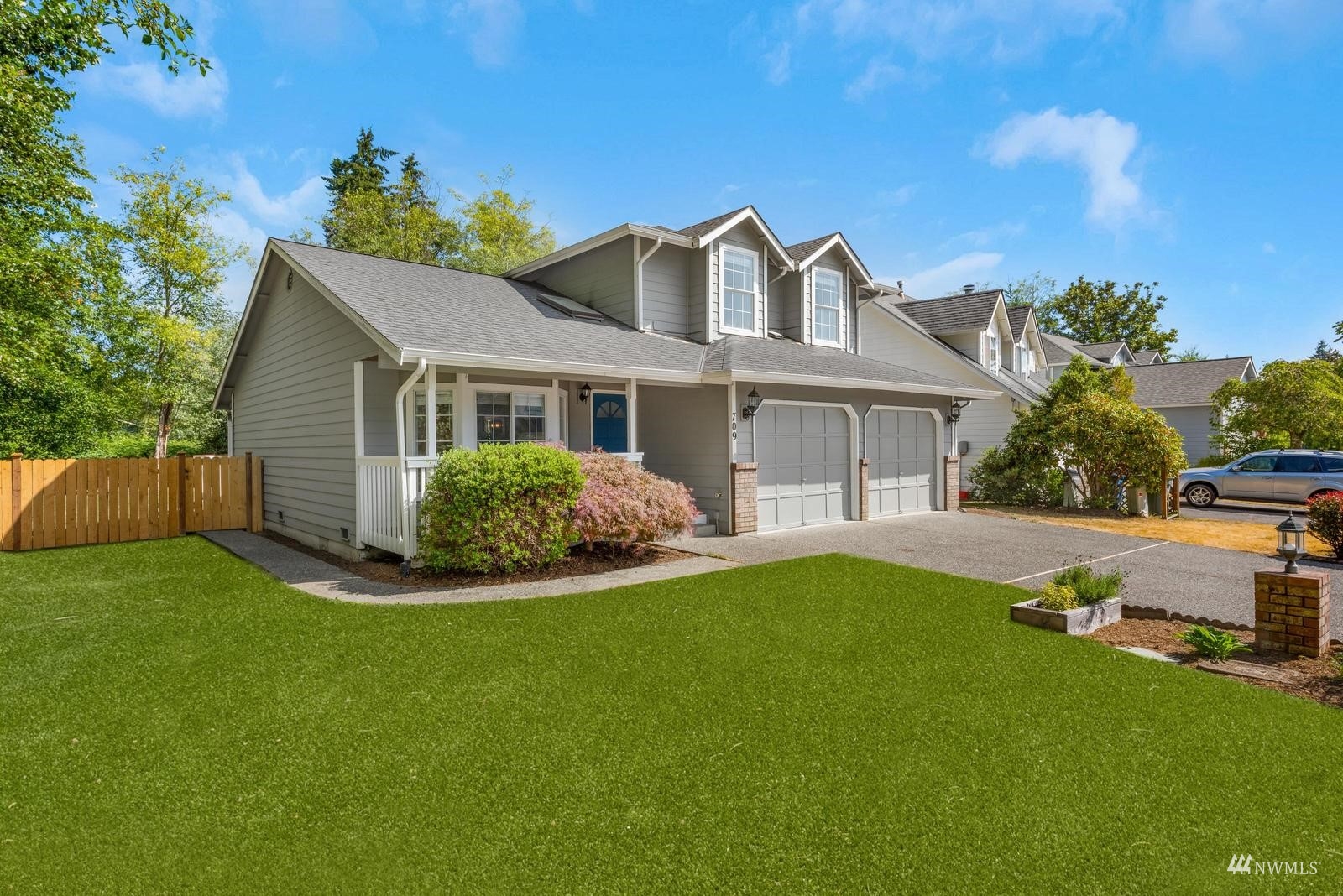 709 234th Street Southeast Bothell, WA 98021 - Photo 3 of 32