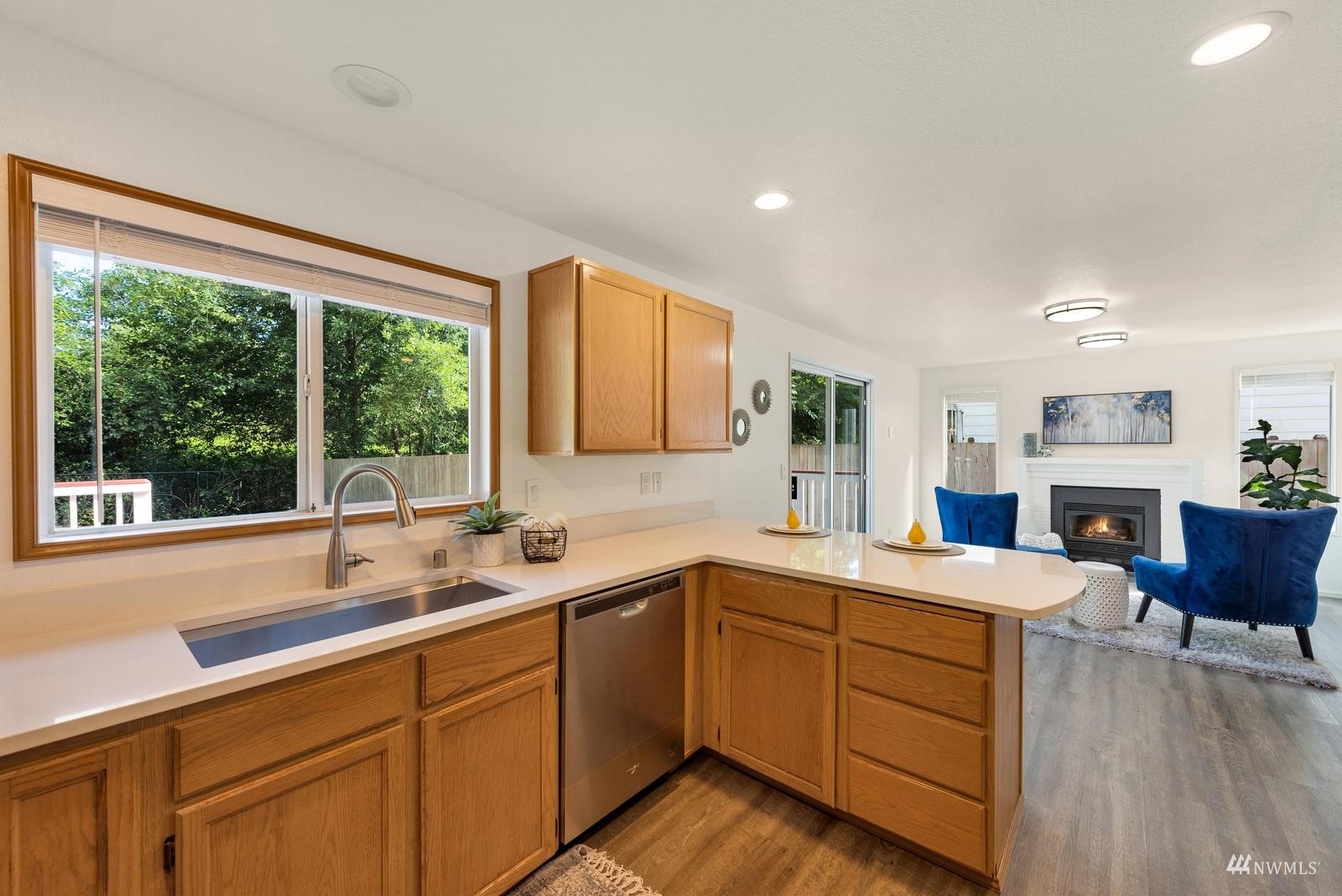 709 234th Street Southeast Bothell, WA 98021 - Photo 10 of 32